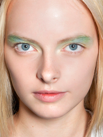 green shadow